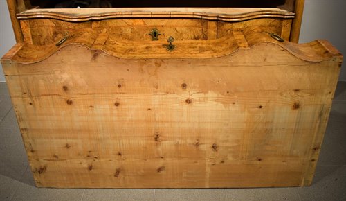 Eccezionale Ribalta con fronte e fianchi mossi